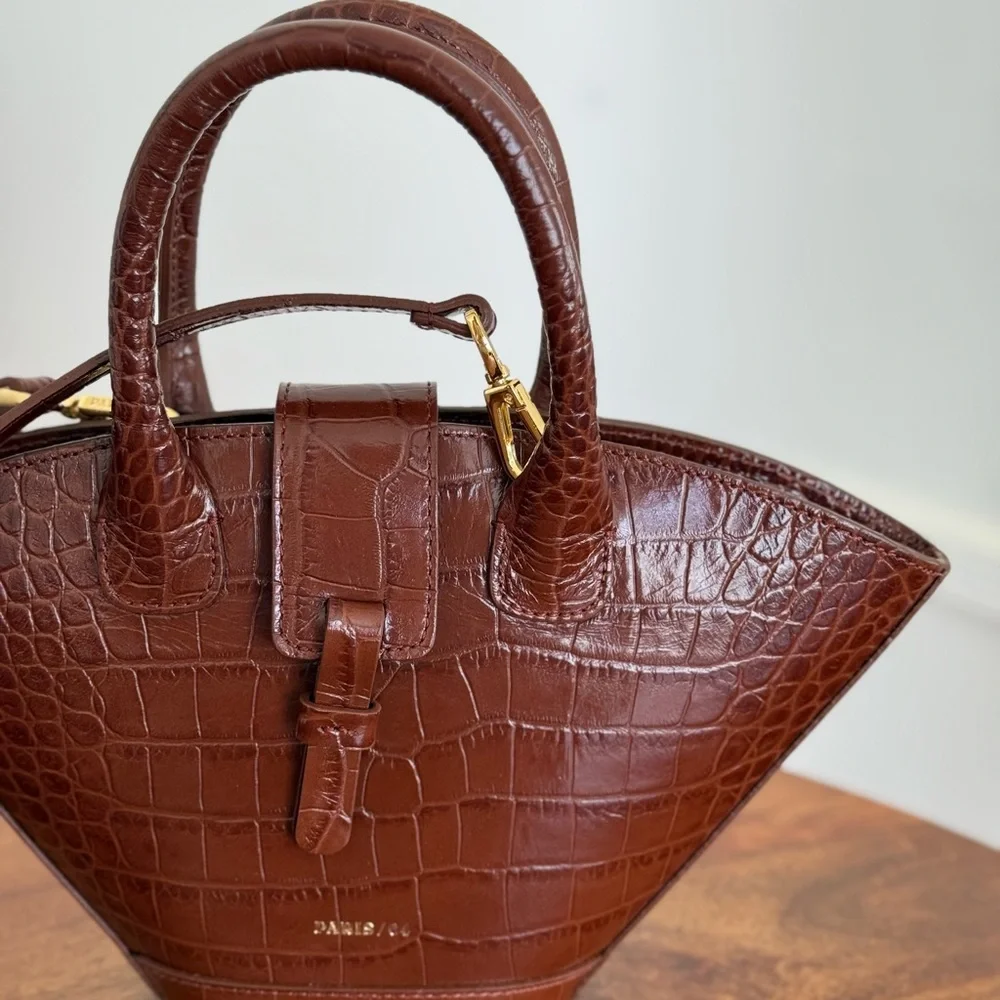 Paris / 64 MINI LUMIÈRE Croc-Embossed Bag
